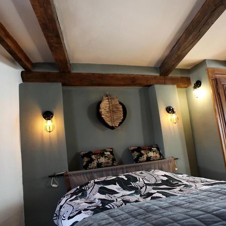 La Ruelle Hotel ดูร์บี ภายนอก รูปภาพ