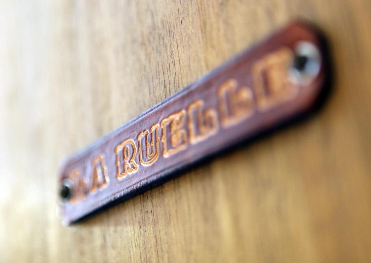 La Ruelle Hotel ดูร์บี ภายนอก รูปภาพ